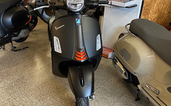 Neufahrzeug Vespa GTS 310 SuperSport - Bild 3 Neufahrzeug Vespa GTS 310 SuperSport - Bild 3