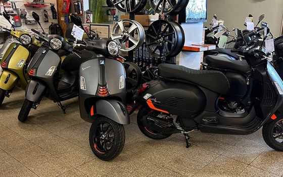 Neufahrzeug Vespa GTS 125 Super Sport - Bild 13 Neufahrzeug Vespa GTS 125 Super Sport - Bild 13