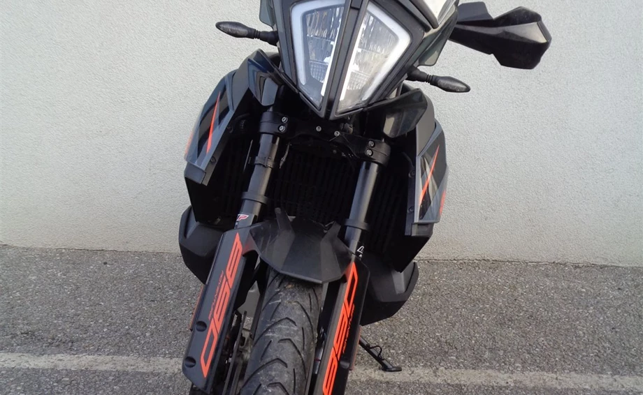 Angebot KTM 890 Adventure Bild 3: Angebot KTM 890 Adventure
