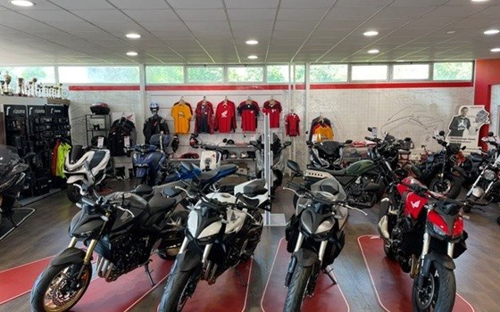 Neufahrzeug Honda CB1000 Hornet - Bild 1 Neufahrzeug Honda CB1000 Hornet - Bild 1