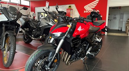 Neumotorrad Honda CB1000 Hornet