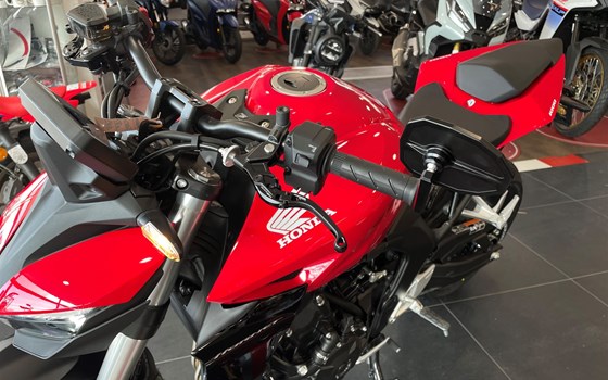 Neufahrzeug Honda CB1000 Hornet - Bild 8 Neufahrzeug Honda CB1000 Hornet - Bild 8
