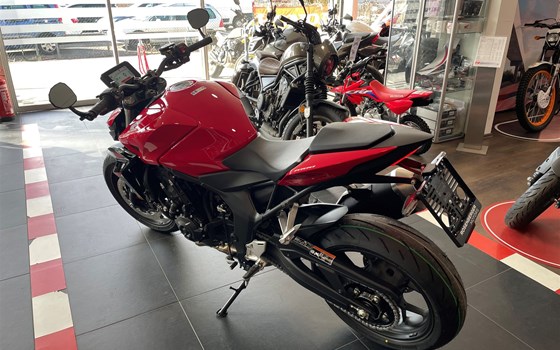 Neufahrzeug Honda CB1000 Hornet - Bild 9 Neufahrzeug Honda CB1000 Hornet - Bild 9