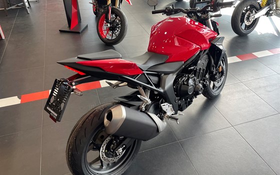 Neufahrzeug Honda CB1000 Hornet - Bild 10 Neufahrzeug Honda CB1000 Hornet - Bild 10
