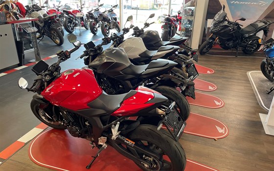 Neufahrzeug Honda CB1000 Hornet - Bild 6 Neufahrzeug Honda CB1000 Hornet - Bild 6