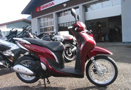 Neumotorrad Honda SH Mode 125