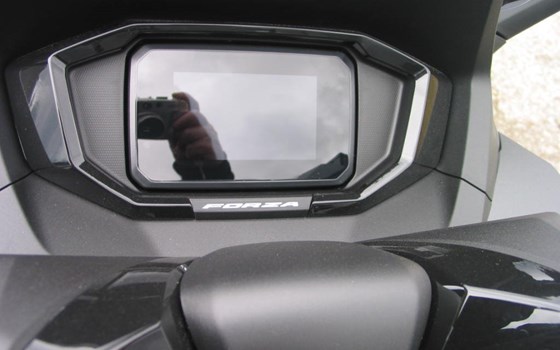 Neufahrzeug Honda Forza 350 - Bild 12