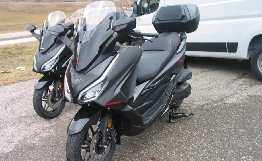 Offer Honda Forza 350 Bild 8: Offer Honda Forza 350