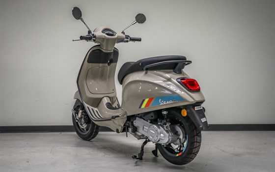 Neufahrzeug Vespa Primavera 50 S - Bild 5