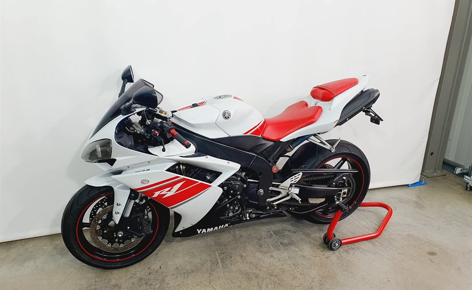 Angebot Yamaha R1 Bild 7: Angebot Yamaha R1