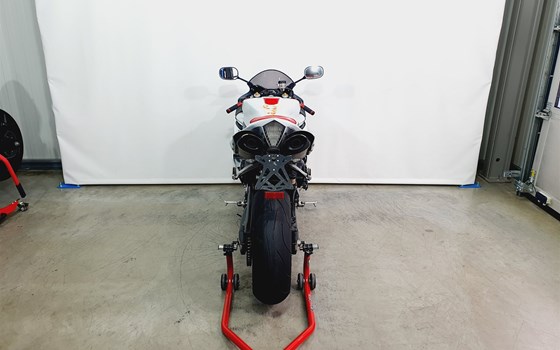 Gebrauchtmotorrad Yamaha R1 - Bild 5