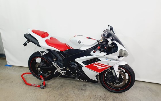 Gebrauchtmotorrad Yamaha R1 - Bild 3