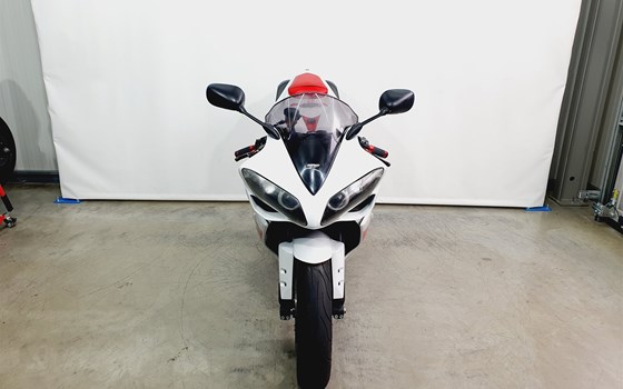 Gebrauchtmotorrad Yamaha R1 - Bild 9