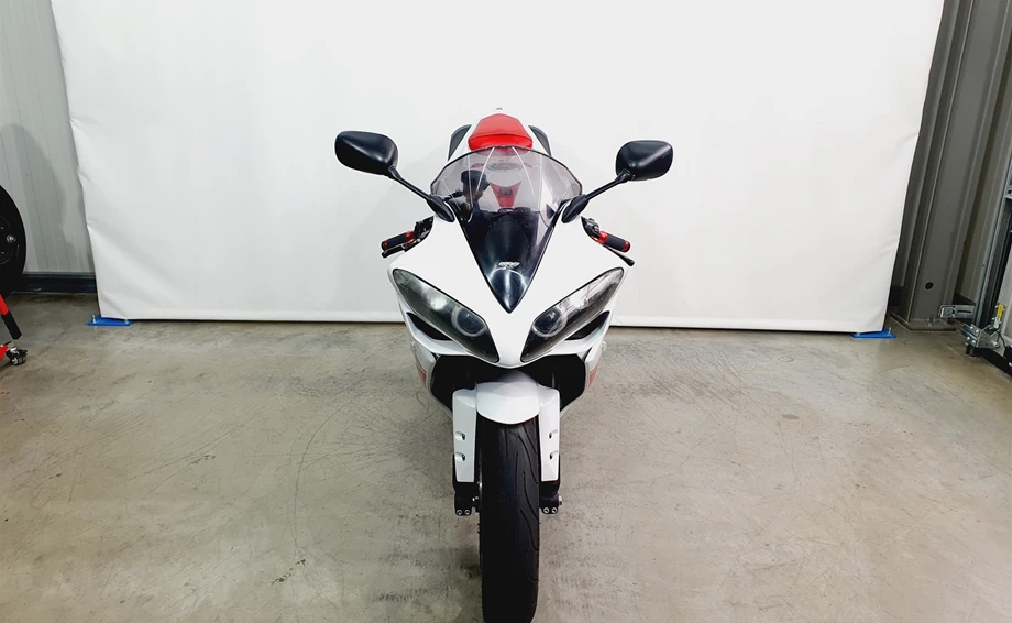 Angebot Yamaha R1 Bild 9: Angebot Yamaha R1