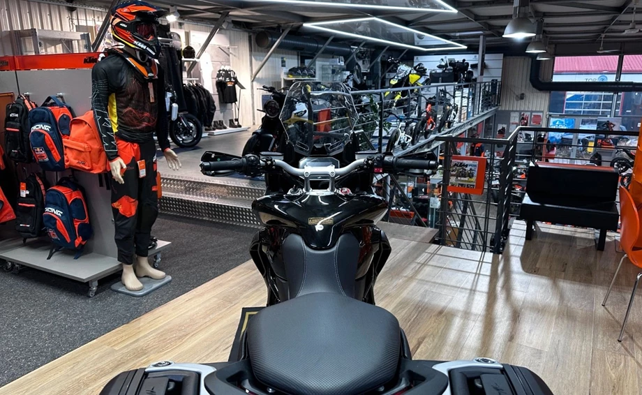 Angebot MV Agusta Turismo Veloce 800 Lusso SCS Bild 14: Angebot MV Agusta Turismo Veloce 800 Lusso SCS