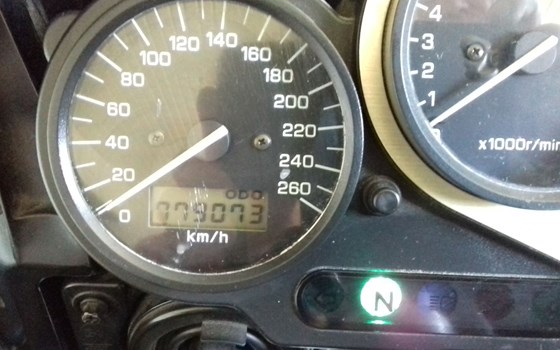 Gebrauchtmotorrad Yamaha FZS 600 Fazer - Bild 10 Gebrauchtmotorrad Yamaha FZS 600 Fazer - Bild 10