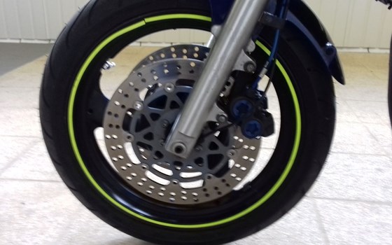 Gebrauchtmotorrad Yamaha FZS 600 Fazer - Bild 12 Gebrauchtmotorrad Yamaha FZS 600 Fazer - Bild 12
