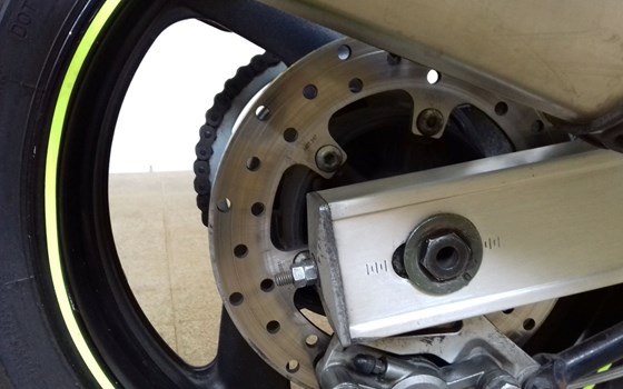 Gebrauchtmotorrad Yamaha FZS 600 Fazer - Bild 14 Gebrauchtmotorrad Yamaha FZS 600 Fazer - Bild 14
