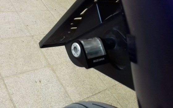 Gebrauchtmotorrad Yamaha FZS 600 Fazer - Bild 16 Gebrauchtmotorrad Yamaha FZS 600 Fazer - Bild 16