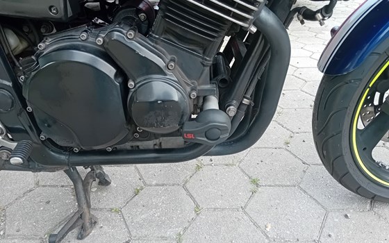 Gebrauchtmotorrad Yamaha FZS 600 Fazer - Bild 28 Gebrauchtmotorrad Yamaha FZS 600 Fazer - Bild 28