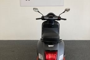 Gebrauchtmotorrad Vespa GTS 310 SuperSport - Bild 12 Gebrauchtmotorrad Vespa GTS 310 SuperSport - Bild 12
