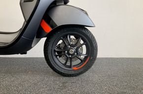 Gebrauchtmotorrad Vespa GTS 310 SuperSport - Bild 11 Gebrauchtmotorrad Vespa GTS 310 SuperSport - Bild 11