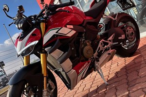 Angebot Ducati Streetfighter V4 S