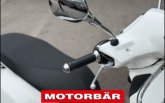 Neufahrzeug Vespa GTS 125 - Bild 10 Neufahrzeug Vespa GTS 125 - Bild 10