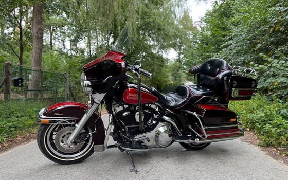 Motorrad Occasion Harley-Davidson Electra Glide Classic FLHTC - Bild 1