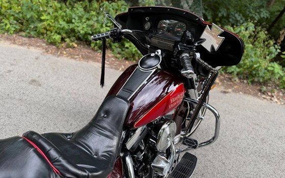 Motorrad Occasion Harley-Davidson Electra Glide Classic FLHTC - Bild 3