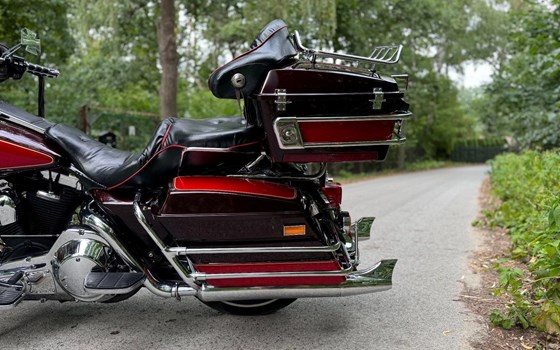 Motorrad Occasion Harley-Davidson Electra Glide Classic FLHTC - Bild 8