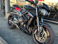 Gebrauchtmotorrad Triumph Street Triple RS