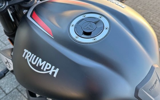 Gebrauchtmotorrad Triumph Street Triple RS - Bild 5