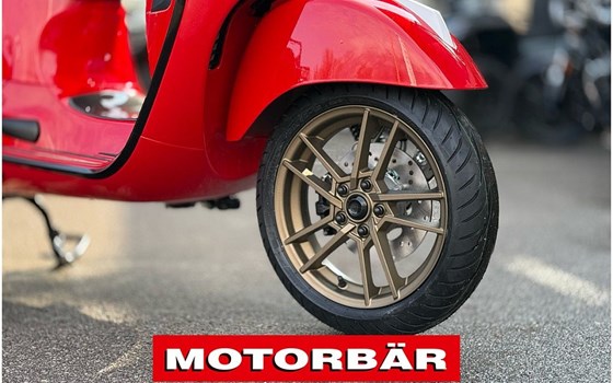 Neufahrzeug Vespa GTS 300 hpe Super Sport - Bild 8 Neufahrzeug Vespa GTS 300 hpe Super Sport - Bild 8