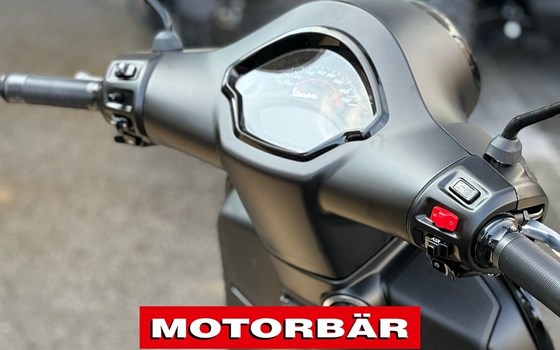 Neufahrzeug Vespa GTS 300 hpe Super Sport - Bild 8 Neufahrzeug Vespa GTS 300 hpe Super Sport - Bild 8