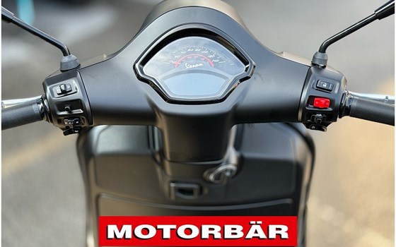 Neufahrzeug Vespa GTS 300 hpe Super Sport - Bild 9 Neufahrzeug Vespa GTS 300 hpe Super Sport - Bild 9