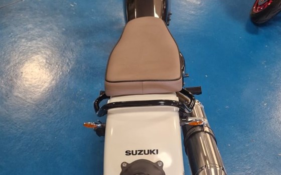 Gebrauchtmotorrad Suzuki RV 125 - Bild 4