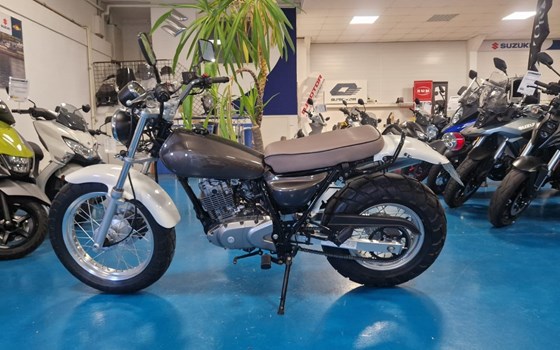 Gebrauchtmotorrad Suzuki RV 125 - Bild 6