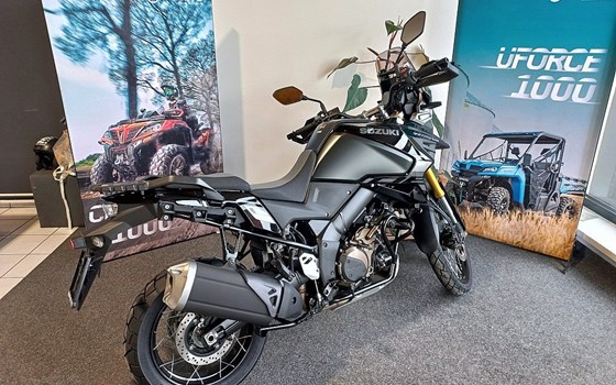Neufahrzeug Suzuki V-Strom 1050DE - Bild 3 Neufahrzeug Suzuki V-Strom 1050DE - Bild 3