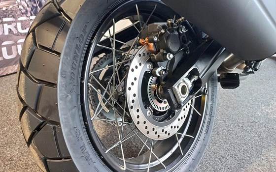 Neufahrzeug Suzuki V-Strom 1050DE - Bild 7 Neufahrzeug Suzuki V-Strom 1050DE - Bild 7