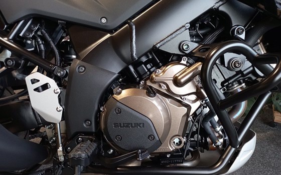 Neufahrzeug Suzuki V-Strom 1050DE - Bild 9 Neufahrzeug Suzuki V-Strom 1050DE - Bild 9