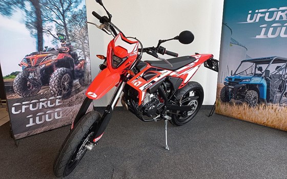 Neufahrzeug Beta RR Motard 125 4T - Bild 1 Neufahrzeug Beta RR Motard 125 4T - Bild 1