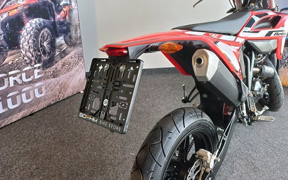 Neufahrzeug Beta RR Motard 125 4T - Bild 7 Neufahrzeug Beta RR Motard 125 4T - Bild 7