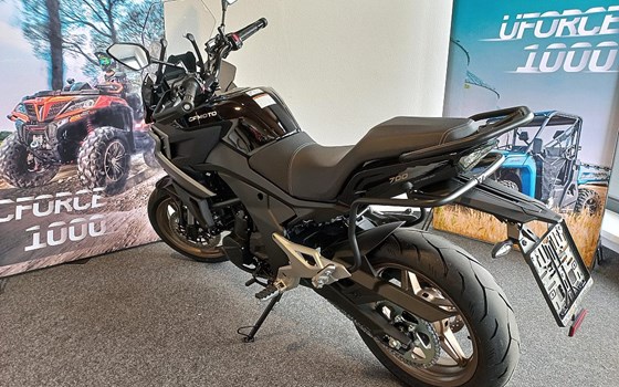 Neufahrzeug CFMOTO 700MT - Bild 4 Neufahrzeug CFMOTO 700MT - Bild 4