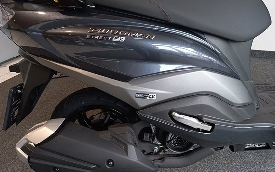 Neufahrzeug Suzuki Burgman Street 125EX - Bild 9 Neufahrzeug Suzuki Burgman Street 125EX - Bild 9