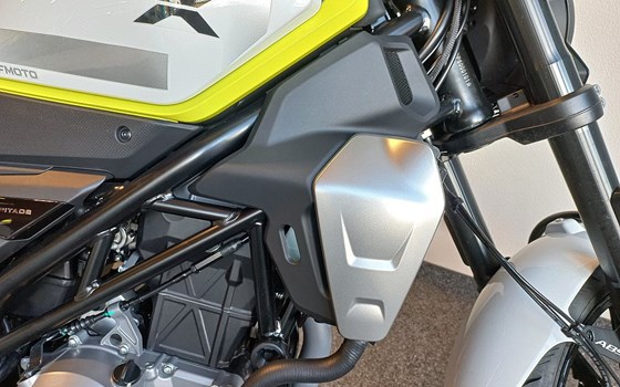 Gebrauchtmotorrad CFMOTO 300CL-X - Bild 11 Gebrauchtmotorrad CFMOTO 300CL-X - Bild 11
