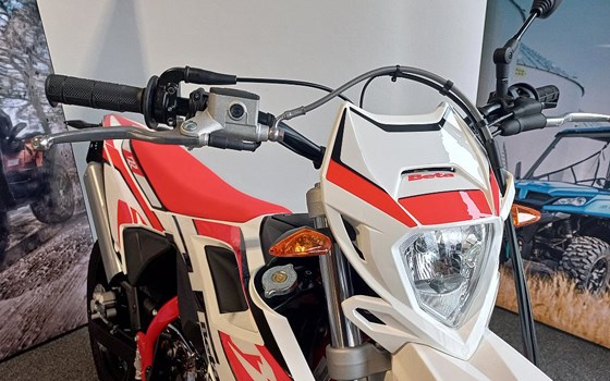 Neufahrzeug Beta RR 50 Motard Sport - Bild 11 Neufahrzeug Beta RR 50 Motard Sport - Bild 11