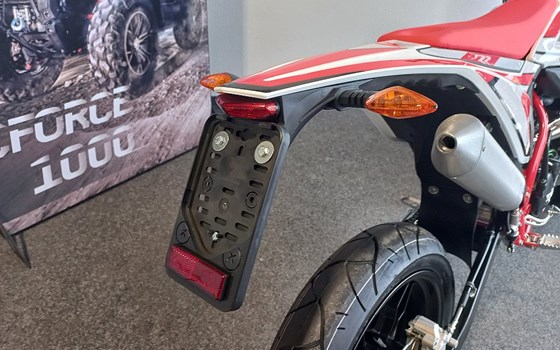 Neufahrzeug Beta RR 50 Motard Sport - Bild 5 Neufahrzeug Beta RR 50 Motard Sport - Bild 5