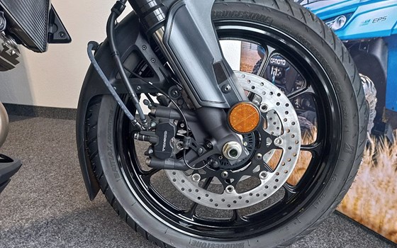 Neufahrzeug Suzuki V-Strom 1050 - Bild 12 Neufahrzeug Suzuki V-Strom 1050 - Bild 12