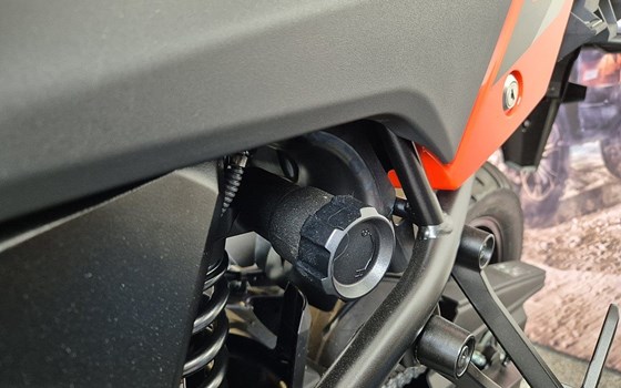 Neufahrzeug Suzuki V-Strom 1050 - Bild 9 Neufahrzeug Suzuki V-Strom 1050 - Bild 9